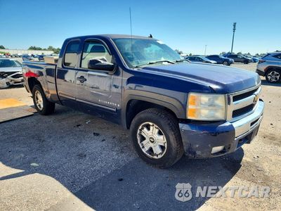 Czwarte zdjęcie samochodu z boku: 2009 CHEVROLET SILVERADO K1500 LT VIN:1GCEK29099Z268908 - miniatura