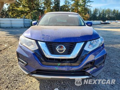 Piąte zdjęcie samochodu w środku: 2018 NISSAN ROGUE S VIN:KNMAT2MV0JP549753 - miniatura