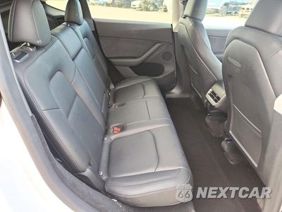 Zdjęcie 11 z 13 samochodu: 2024 TESLA MODEL Y VIN:7SAYGDEE9RA259854 - miniatura