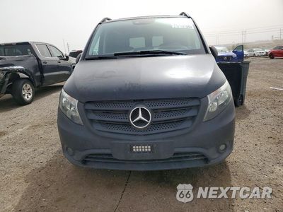 Piąte zdjęcie samochodu w środku: 2022 MERCEDES-BENZ METRIS VIN:W1YV0BEY0N4129352 - miniatura