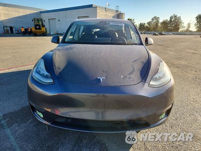 Piąte zdjęcie samochodu w środku: 2022 TESLA MODEL Y VIN:7SAYGDEE3NF371935 - miniatura