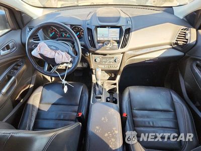 Zdjęcie 8 z 13 samochodu: 2019 FORD ESCAPE TITANIUM VIN:1FMCU9J95KUA42416 - miniatura