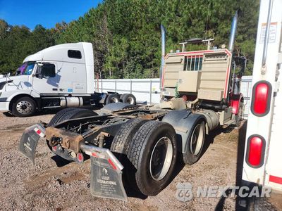 Trzecie zdjęcie samochodu z tyłu: 2015 INTERNATIONAL 9900I TRUCK CAB AND CHASSIS VIN:3HSDMAPR8FN658642 - miniatura