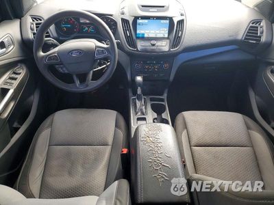 Zdjęcie 8 z 13 samochodu: 2017 FORD ESCAPE SE VIN:1FMCU9GDXHUD92998 - miniatura
