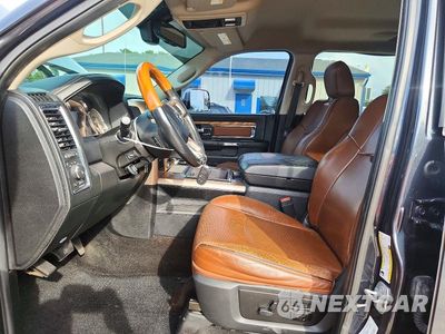 Zdjęcie 7 z 12 samochodu: 2014 RAM 2500 LONGHORN VIN:3C6UR5GL4EG190318 - miniatura