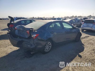 Trzecie zdjęcie samochodu z tyłu: 2018 TOYOTA COROLLA LE VIN:5YFBURHE2JP792550 - miniatura