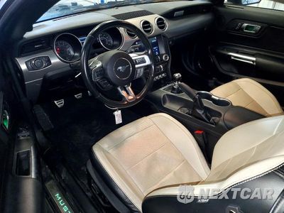 Zdjęcie 8 z 12 samochodu: 2019 FORD MUSTANG VIN:1FA6P8TH9K5167443 - miniatura