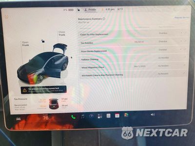 Zdjęcie 9 z 12 samochodu: 2023 TESLA MODEL 3 VIN:5YJ3E1EA9PF459772 - miniatura