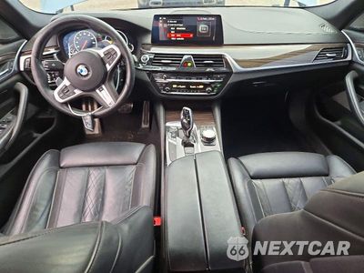 Zdjęcie 8 z 12 samochodu: 2019 BMW 540 XI VIN:WBAJE7C5XKWW14945 - miniatura