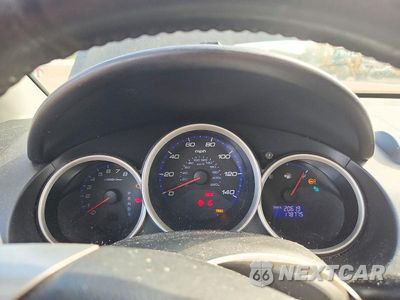 Zdjęcie 9 z 12 samochodu: 2008 HONDA FIT SPORT VIN:JHMGD38688S012859 - miniatura