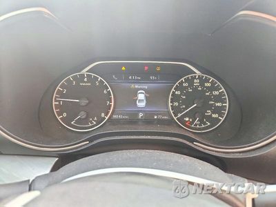Zdjęcie 9 z 12 samochodu: 2016 NISSAN MAXIMA 3.5 SL VIN:1N4AA6AP2GC385124 - miniatura