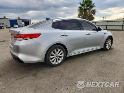 Trzecie zdjęcie samochodu z tyłu: 2016 KIA OPTIMA EX VIN:5XXGU4L36GG098363 - miniatura
