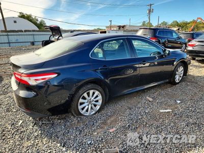 Trzecie zdjęcie samochodu z tyłu: 2018 TOYOTA CAMRY LE VIN:JTNB11HK9J3020034 - miniatura