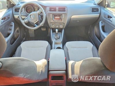 Zdjęcie 8 z 12 samochodu: 2017 VOLKSWAGEN JETTA S VIN:3VW2B7AJ4HM227054 - miniatura