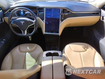 Zdjęcie 8 z 13 samochodu: 2015 TESLA MODEL S 85 VIN:5YJSA1H18FFP68876 - miniatura