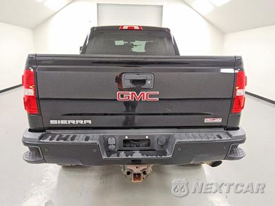 Zdjęcie 6 z 14 samochodu: 2017 GMC SIERRA K2500 SLT VIN:1GT12TEG8HF129439 - miniatura