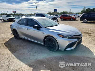 Czwarte zdjęcie samochodu z boku: 2024 TOYOTA CAMRY SE VIN:4T1G11AK0RU875100 - miniatura