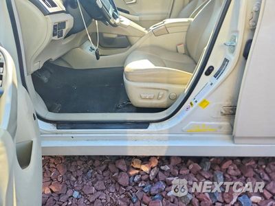 Zdjęcie 12 z 13 samochodu: 2015 TOYOTA PRIUS FIVE VIN:JTDKN3DUXF0402996 - miniatura