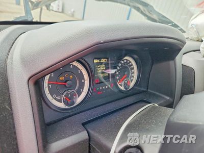 Zdjęcie 9 z 12 samochodu: 2019 RAM 1500 CLASSIC TRADESMAN VIN:3C6JR6AT6KG522384 - miniatura