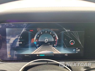 Zdjęcie 9 z 12 samochodu: 2017 MERCEDES-BENZ E 43 4MATIC AMG VIN:WDDZF6EBXHA193739 - miniatura