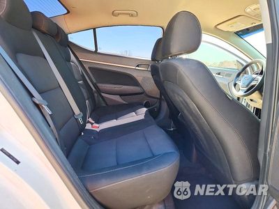 Zdjęcie 10 z 12 samochodu: 2018 HYUNDAI ELANTRA SEL VIN:5NPD84LF7JH272647 - miniatura