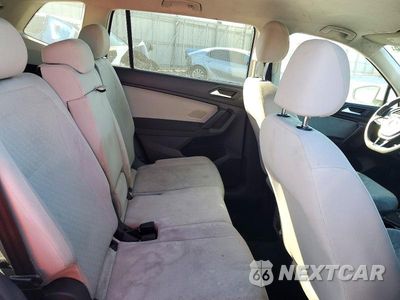 Zdjęcie 11 z 13 samochodu: 2019 VOLKSWAGEN TIGUAN S VIN:3VV1B7AX1KM039393 - miniatura