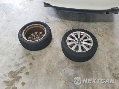 Zdjęcie 12 z 13 samochodu: 2019 TOYOTA CAMRY LE VIN:4T1B11HK6KU759082 - miniatura