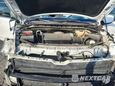 Zdjęcie 11 z 12 samochodu: 2022 CHEVROLET TAHOE K1500 LT VIN:1GNSKNKD2NR346397 - miniatura