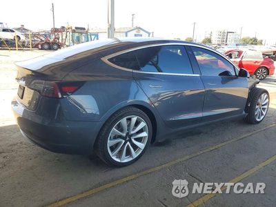 Trzecie zdjęcie samochodu z tyłu: 2019 TESLA MODEL 3 VIN:5YJ3E1EA7KF345455 - miniatura
