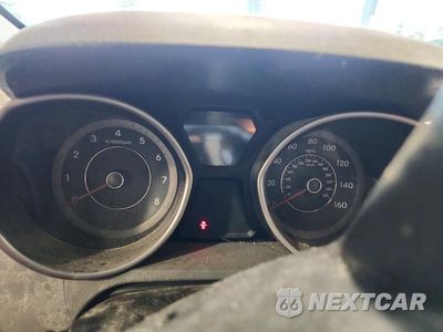 Zdjęcie 9 z 13 samochodu: 2013 HYUNDAI ELANTRA GLS VIN:KMHDH4AE4DU632988 - miniatura