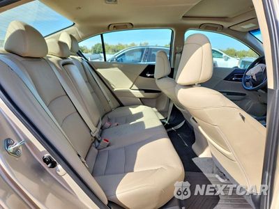 Zdjęcie 10 z 12 samochodu: 2016 HONDA ACCORD EXL VIN:1HGCR3F86GA002133 - miniatura
