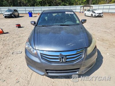 Piąte zdjęcie samochodu w środku: 2010 HONDA ACCORD LXP VIN:1HGCP2F47AA189564 - miniatura
