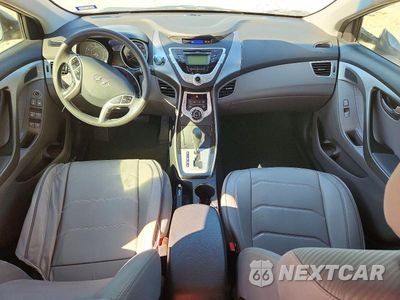 Zdjęcie 8 z 12 samochodu: 2012 HYUNDAI ELANTRA GLS VIN:KMHDH4AE8CU370956 - miniatura