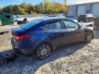 Trzecie zdjęcie samochodu z tyłu: 2018 MAZDA 3 TOURING VIN:3MZBN1V34JM255216 - miniatura