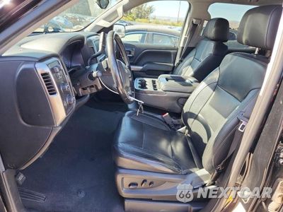 Zdjęcie 7 z 12 samochodu: 2018 CHEVROLET SILVERADO K1500 LT VIN:3GCUKREC8JG570294 - miniatura
