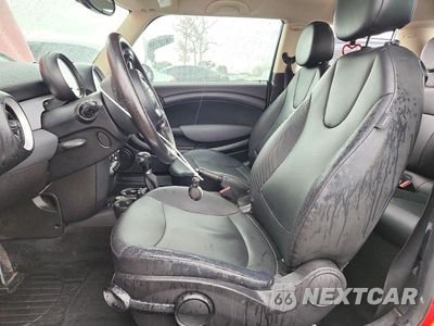 Zdjęcie 7 z 12 samochodu: 2011 MINI COOPER VIN:WMWSU3C59BT093251 - miniatura