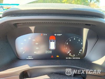 Zdjęcie 9 z 13 samochodu: 2020 VOLVO XC40 T5 MOMENTUM VIN:YV4162UKXL2339817 - miniatura