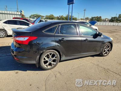 Trzecie zdjęcie samochodu z tyłu: 2013 FORD FOCUS SE VIN:1FADP3F25DL287109 - miniatura