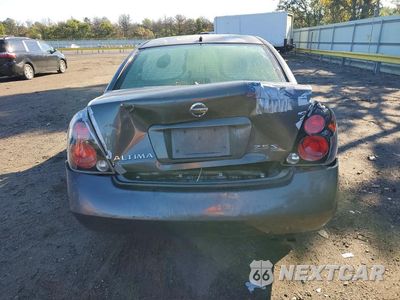 Zdjęcie 6 z 12 samochodu: 2005 NISSAN ALTIMA 2.5 VIN:1N4AL11D15N926796 - miniatura