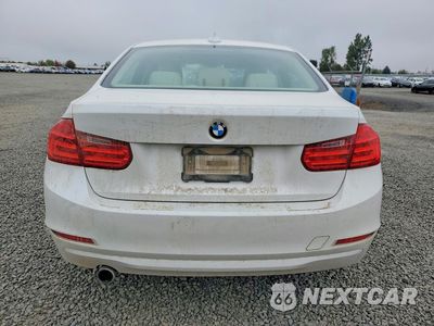 Zdjęcie 6 z 12 samochodu: 2014 BMW 320 I VIN:WBA3B1C53EPV79775 - miniatura