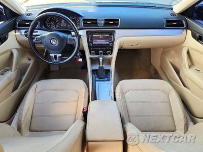 Zdjęcie 8 z 12 samochodu: 2012 VOLKSWAGEN PASSAT SE VIN:1VWBP7A34CC032598 - miniatura