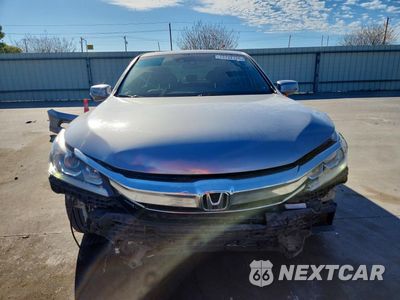 Piąte zdjęcie samochodu w środku: 2017 HONDA ACCORD HYBRID EXL VIN:JHMCR6F50HC029385 - miniatura