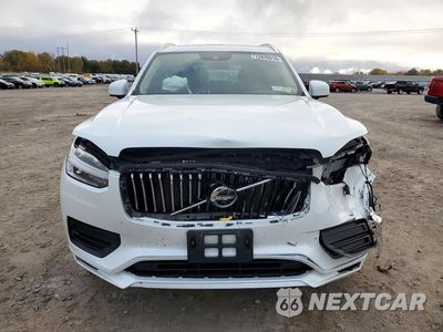 Piąte zdjęcie samochodu w środku: 2020 VOLVO XC90 T6 MOMENTUM VIN:YV4A22PK3L1571544 - miniatura