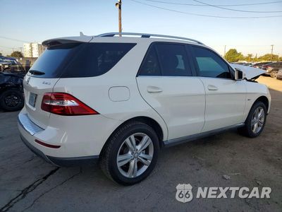 Trzecie zdjęcie samochodu z tyłu: 2012 MERCEDES-BENZ ML 350 4MATIC VIN:4JGDA5HB9CA022963 - miniatura
