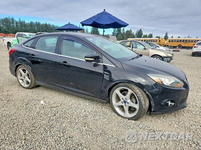 Czwarte zdjęcie samochodu z boku: 2013 FORD FOCUS TITANIUM VIN:1FADP3J23DL249675 - miniatura