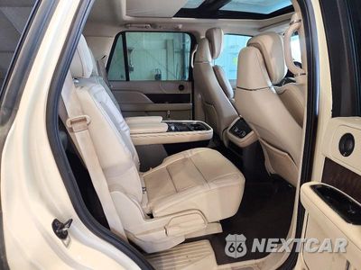 Zdjęcie 11 z 13 samochodu: 2018 LINCOLN NAVIGATOR RESERVE VIN:5LMJJ2LT0JEL03649 - miniatura