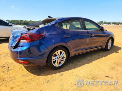 Trzecie zdjęcie samochodu z tyłu: 2019 HYUNDAI ELANTRA SEL VIN:5NPD84LF4KH428323 - miniatura