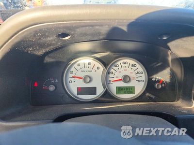 Zdjęcie 9 z 13 samochodu: 2005 FORD ESCAPE XLT VIN:1FMYU93195DA14118 - miniatura