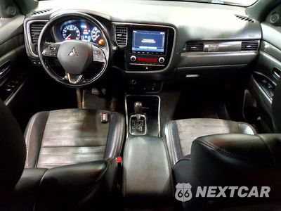Zdjęcie 8 z 13 samochodu: 2020 MITSUBISHI OUTLANDER SE VIN:JA4AZ3A30LZ014396 - miniatura