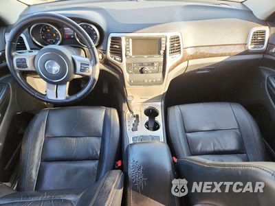 Zdjęcie 8 z 12 samochodu: 2012 JEEP GRAND CHEROKEE LAREDO VIN:1C4RJFAG1CC244648 - miniatura